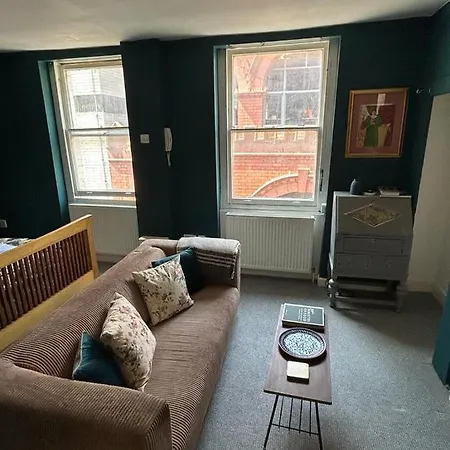 Apartment John Street 3